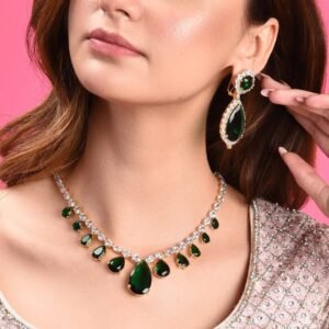 Emerald Dream Necklace & Earrings Set