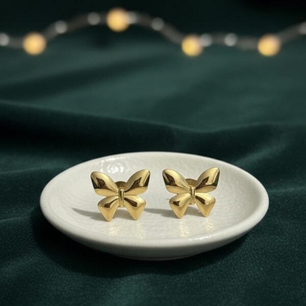 Golden Monarch Studs