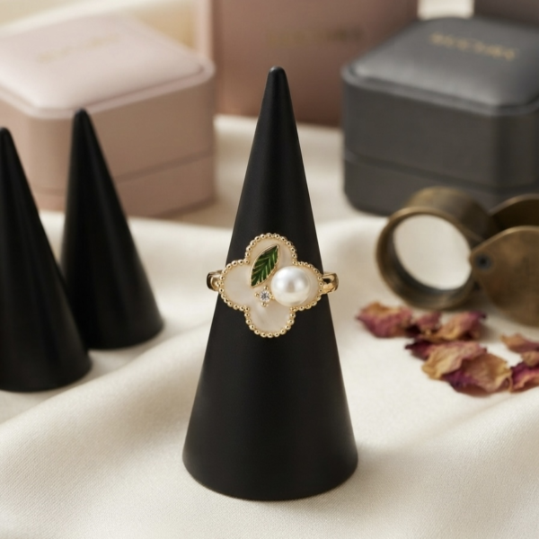12 - Gold Pearl Clover Ring - The Pastel Gem - Best Anti Tarnish Jewellery Gold Pearl Clover Ring