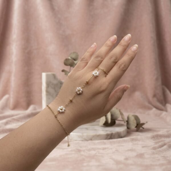 2 - Gold Pearl Daisy Hand Chain Bracelet - The Pastel Gem - Best Anti Tarnish Jewellery Gold Pearl Daisy Hand Chain Bracelet