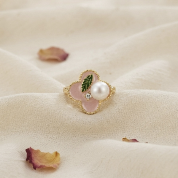 3 - Gold Pearl Clover Ring - The Pastel Gem - Best Anti Tarnish Jewellery Gold Pearl Clover Ring