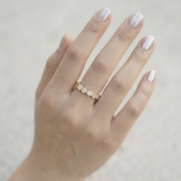 Gold Honeycomb Shell Ring