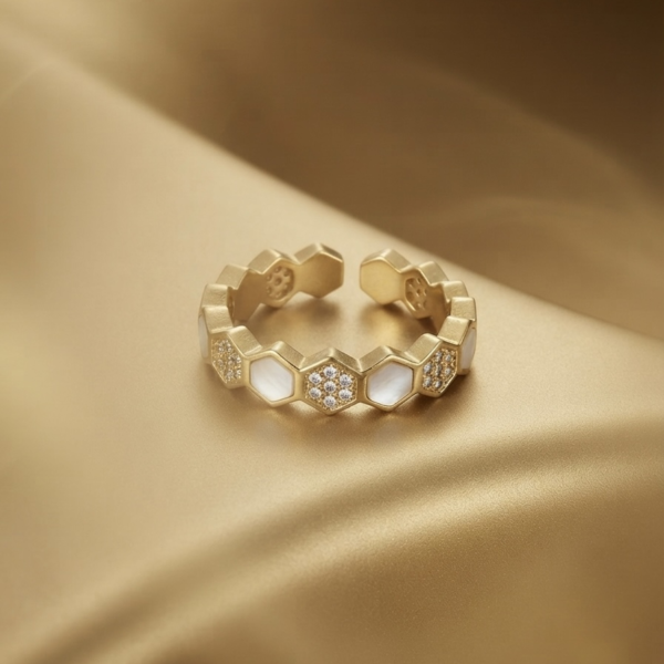 Gold Honeycomb Shell Ring