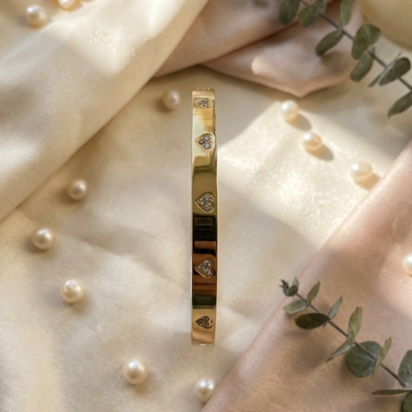 Gold Crystal Heart Bangle