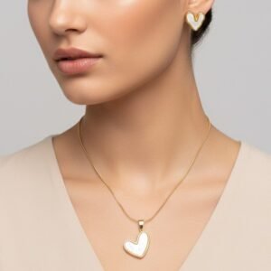 IMG_1639 Pearl Heart Pendant Necklace